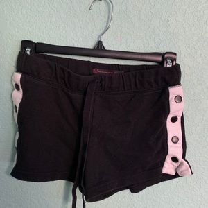 no boundaries shorts